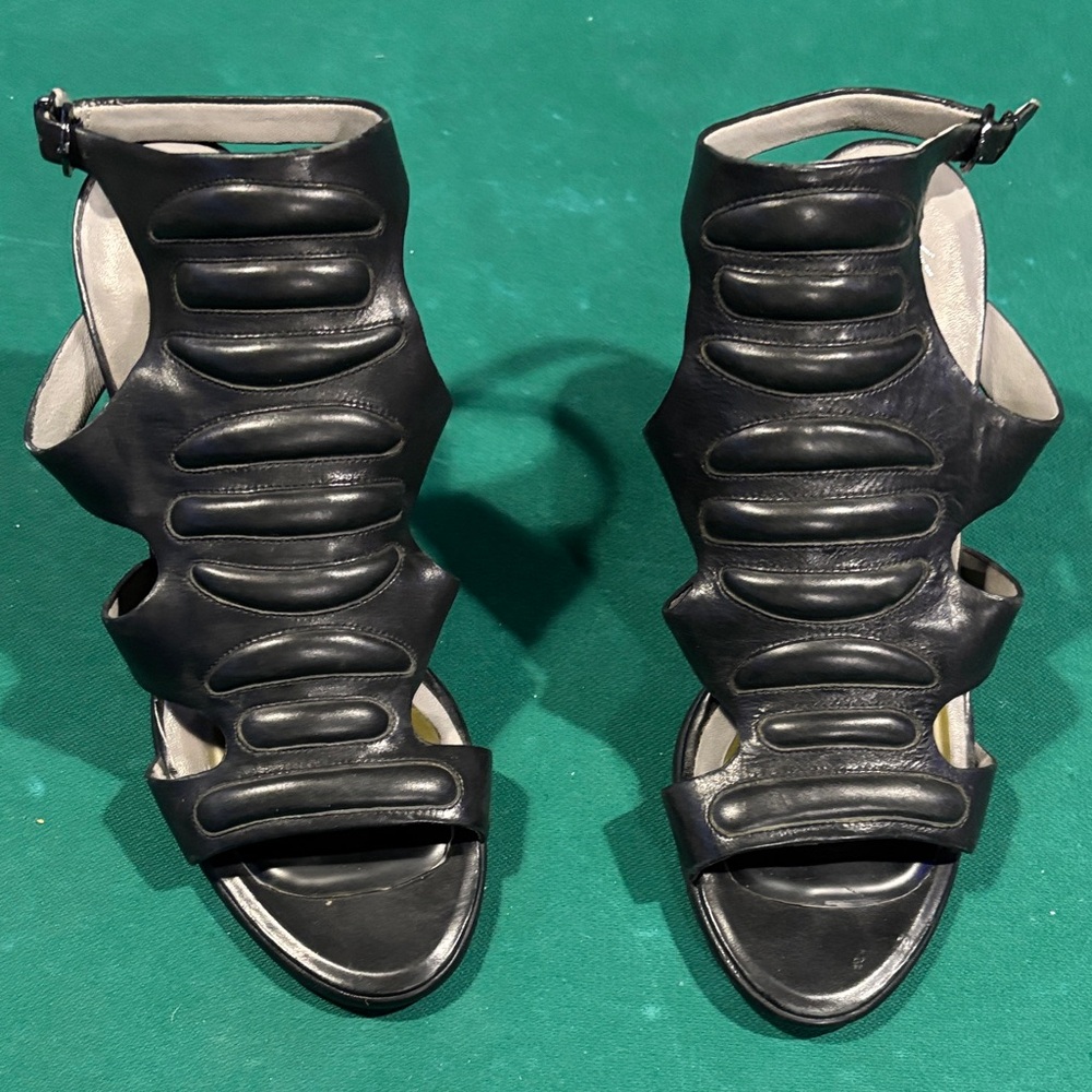 Kenneth Cole New York Black Strappy Sandals